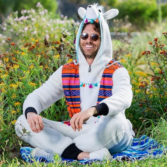Tipsy Elves Size M Unisex LLAMA Costume NWOT - Picture 3 of 5